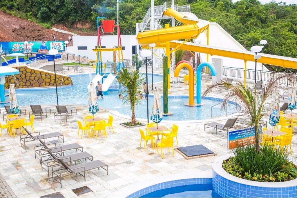 Do Lago Park